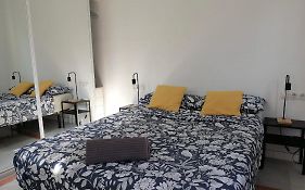 Sevilla'S Bed And Terrace